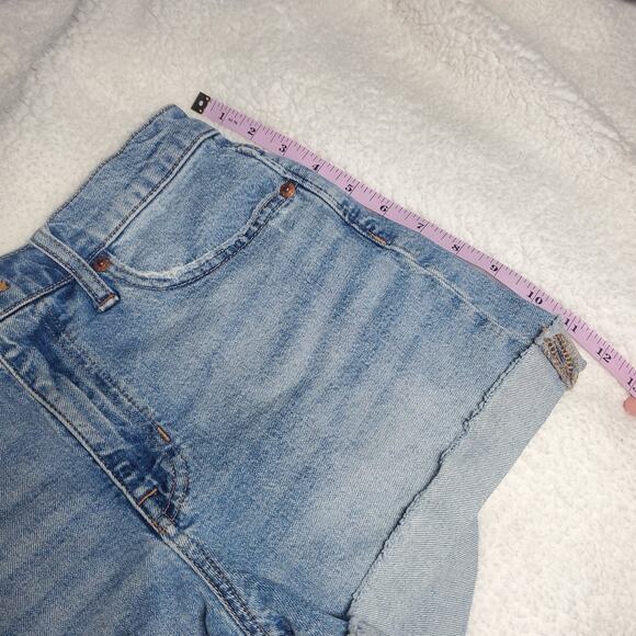 J.Crew Denim High-Rise Women's Size 25 Light Wash Jean Shorts Style AV425 Denim - Picture 8 of 14